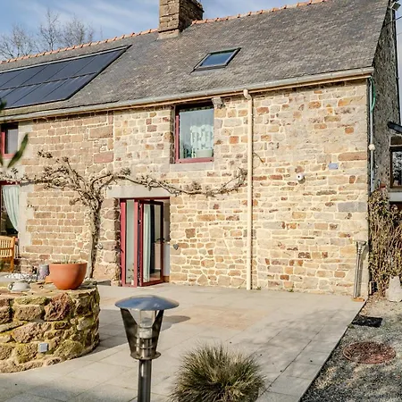 Les Mesliers Apartman Sens-de-Bretagne
